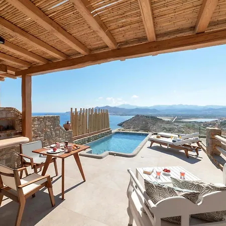 Villa Naxos Rock *