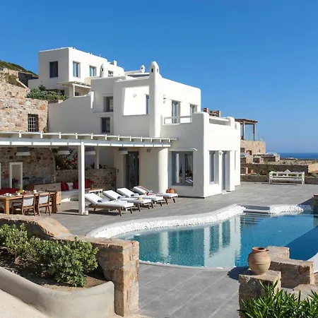 Villa Naxos Rock