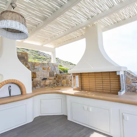 Naxos Rock Villa *