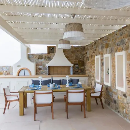 فيلة Naxos Rock ستيليدا